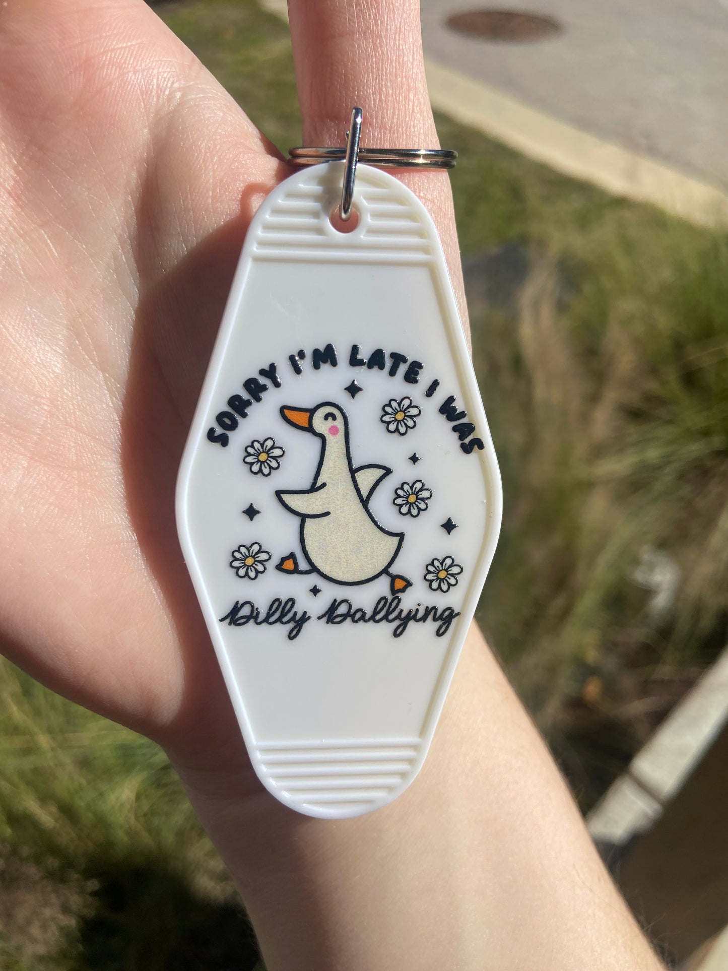 Dilly-dallying goose - keychain